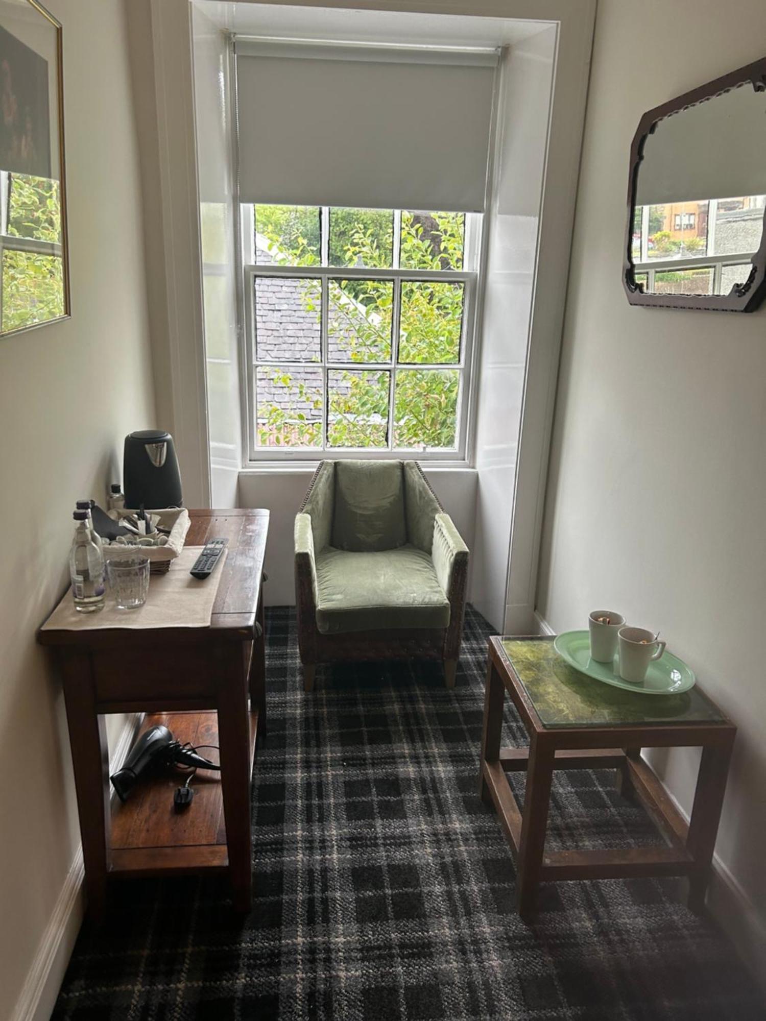 The Rhu Inn Ngoại thất bức ảnh