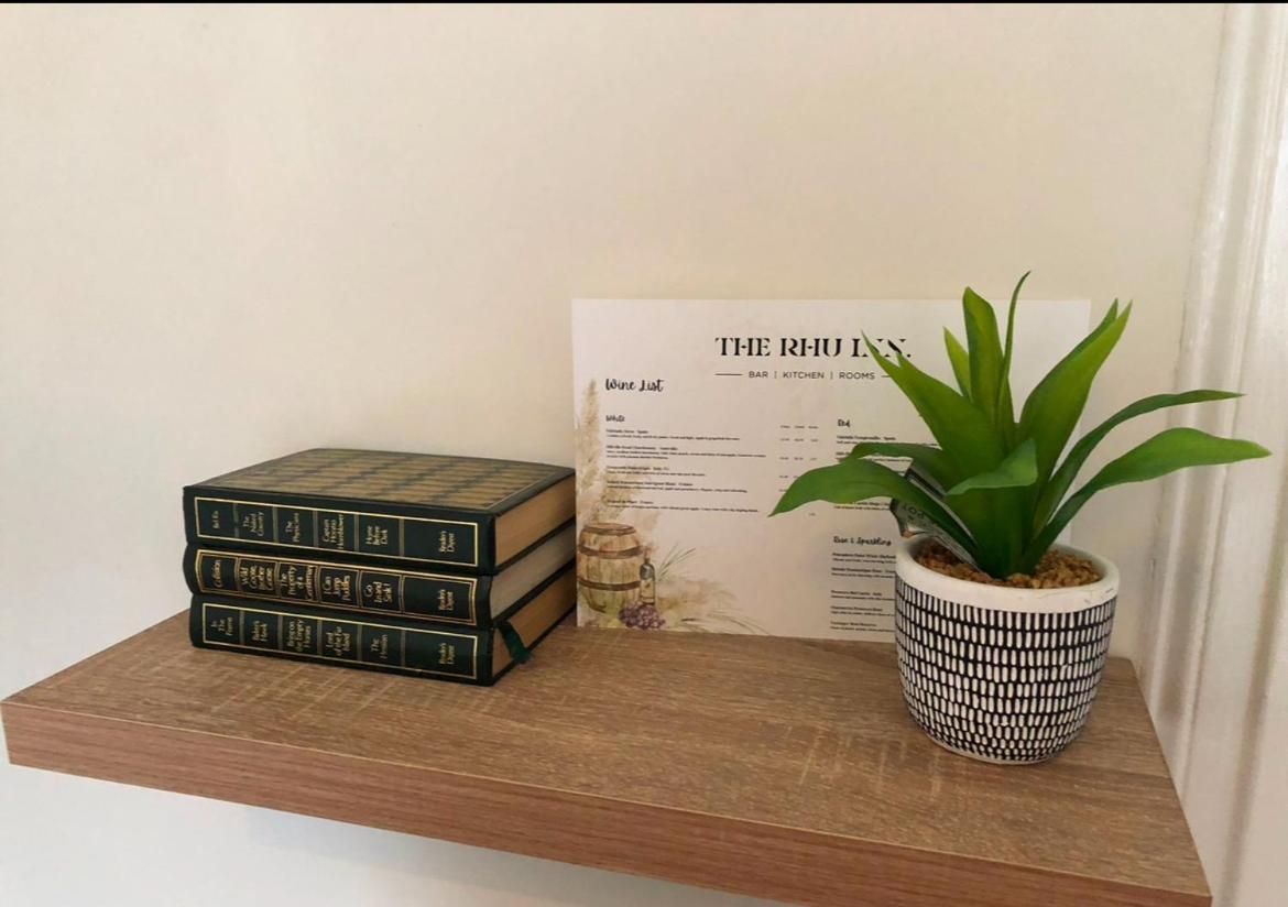 The Rhu Inn Ngoại thất bức ảnh